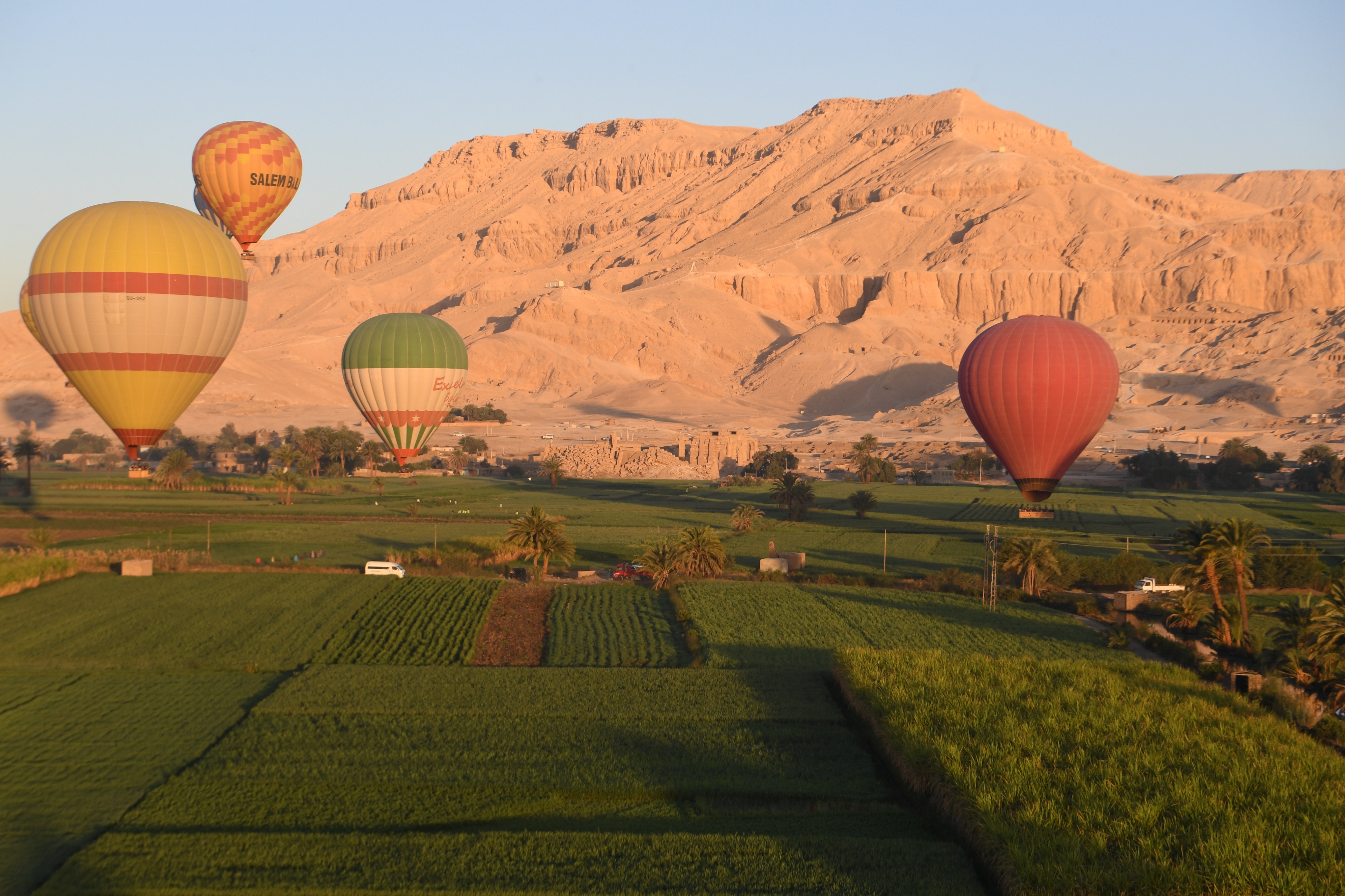NAhe Luxor
