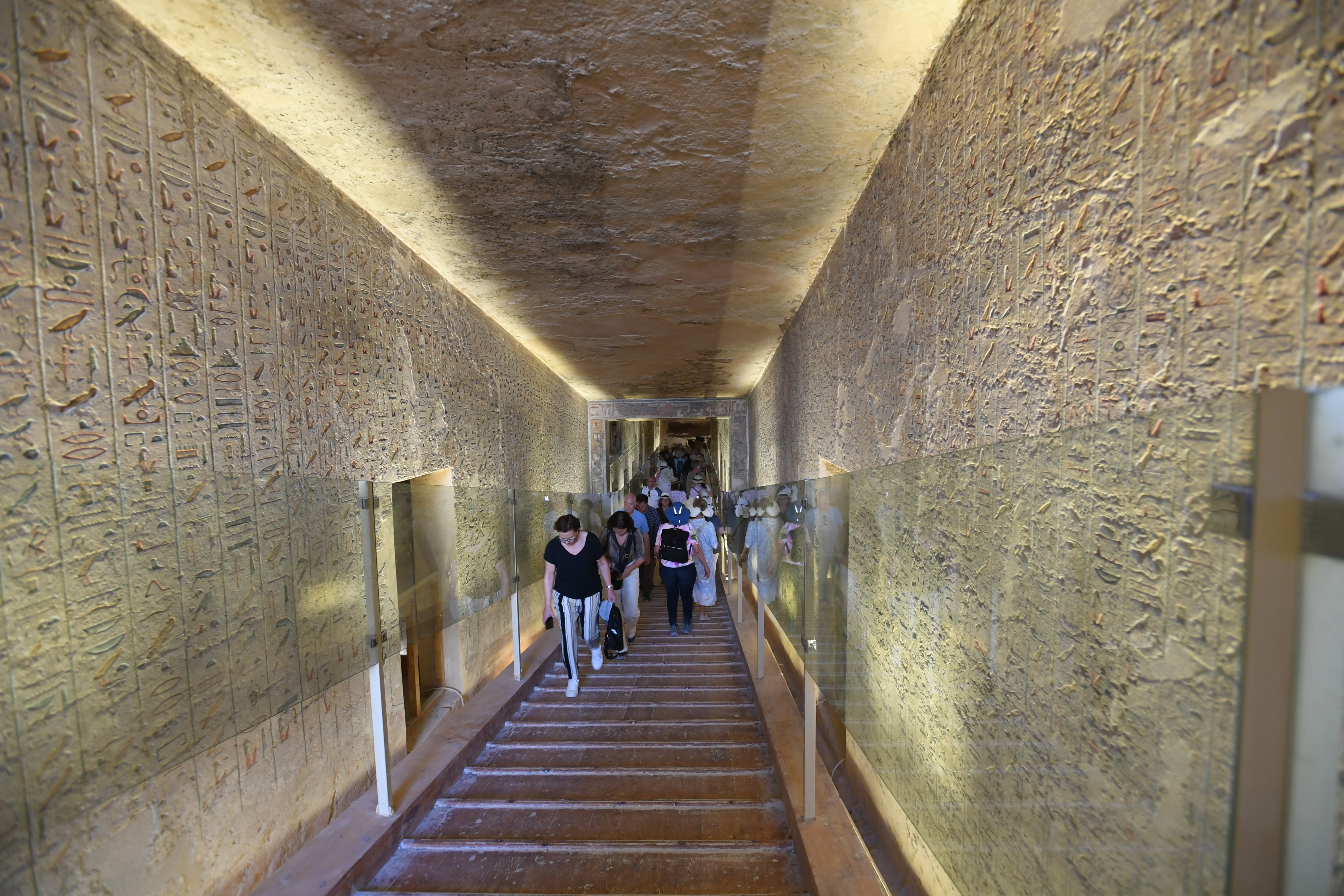 KV 11 Grab Ramenes III, Tal der K&ouml;nig