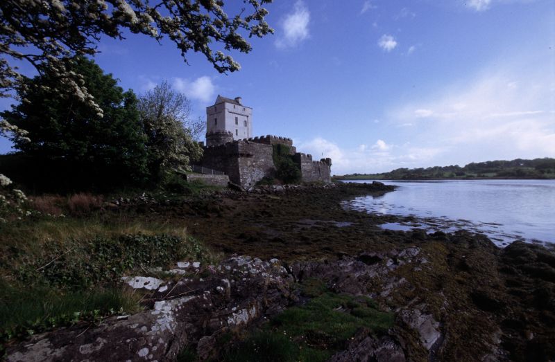 Doe Castle, Rosquill Peninsula 05/2006