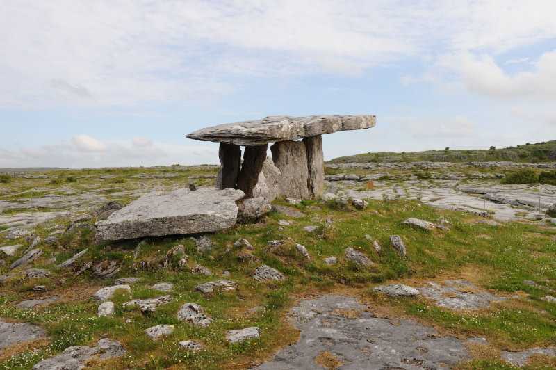 Poulnabrone Dolmen, 06.2009