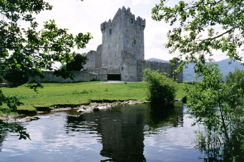 Ross Castle 06/2003