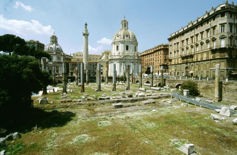 Basilica Upia/Trajanss&auml;ule 05/2001