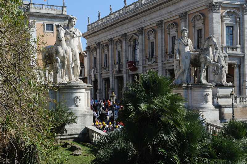 Piazza Capitolino, 04.2011