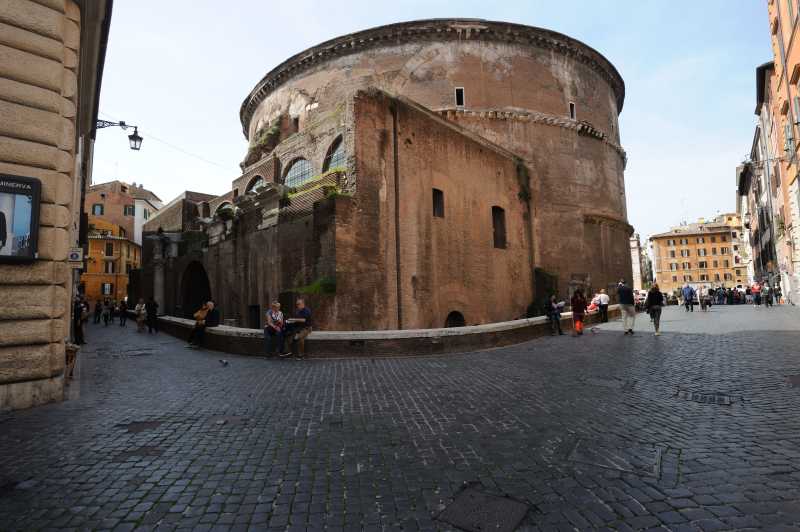 Pantheon - Santa Maria della Rotonda, 04.2011