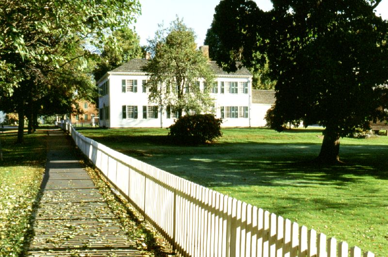 Deerfield, Massachusetts, 10/2001