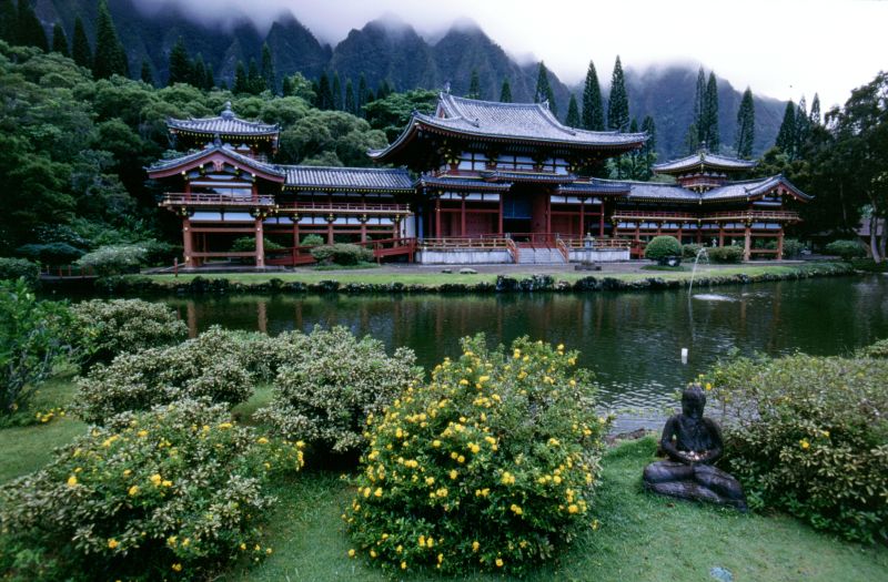 O�ahu, Byodu-In Temple, 10/2004